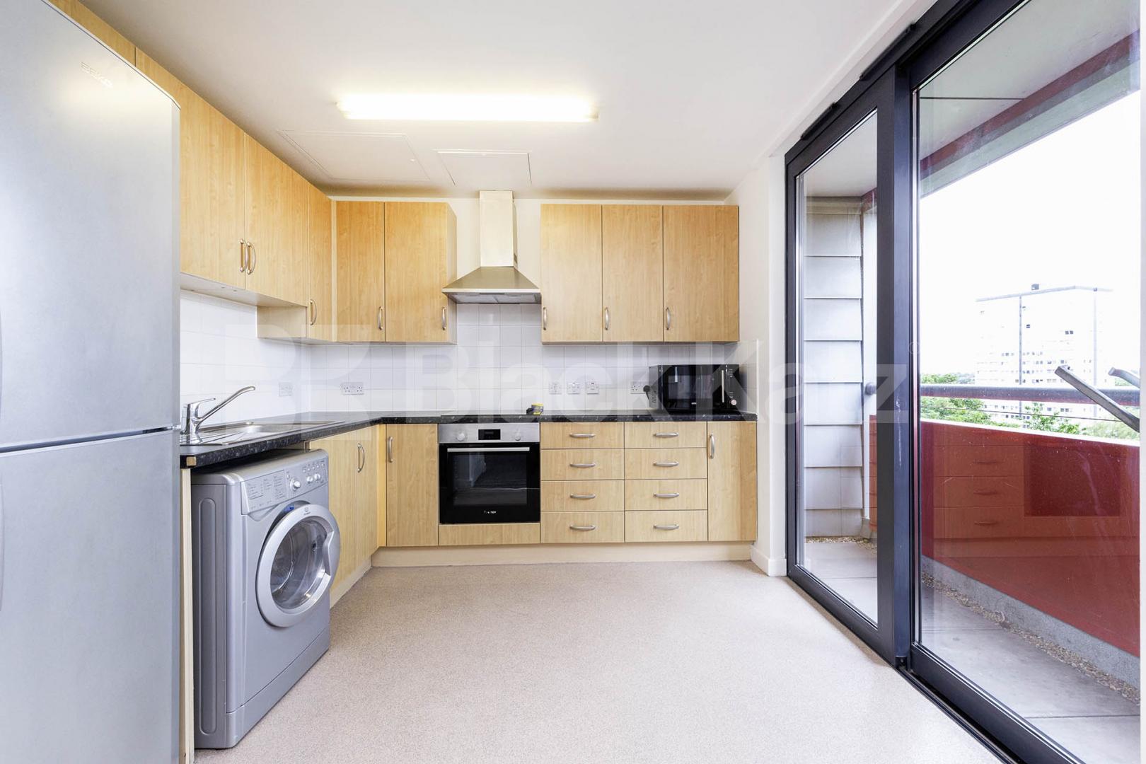 locate din a new build in the heart of Highbury close to Arsenal Station  Drayton Park, Highbury 